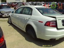 Load image into Gallery viewer, RADIO Acura TL 2007 07 2008 08  AM FM CD - MM616386
