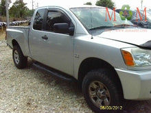 Load image into Gallery viewer, Audi Controls Nissan Titan 2004 04 2005 05 - MM619794
