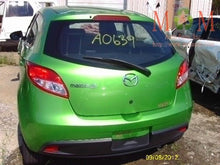 Load image into Gallery viewer, TRANSMISSION Mazda 2 2011 11 2012 12 2013 13 2014 14 - MM629657

