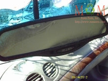 Load image into Gallery viewer, CD CHANGER 300M Concorde LHS Neon Sebring Town &amp; Country Caravan  98-02 - MM629339
