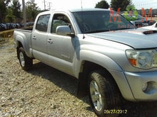 Load image into Gallery viewer, RADIO Toyota Tacoma 2007 07 2008 08 - MM635055
