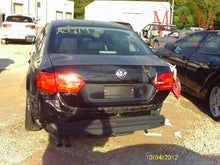 Load image into Gallery viewer, TRANSMISSION Volkswagen Jetta 11 12 13 14 15 16 17 - MM635121
