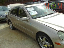 Load image into Gallery viewer, RADIO C230 C240 C32 C320 CLK320 CLK430 CLK500 CLK55 2001-2004 - MM638963
