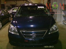 Load image into Gallery viewer, REAR RADIO RECEIVER Odyssey 2005 05 2006 06 2007 07 2008 08 2009 09 10 - MM639653
