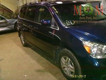 Load image into Gallery viewer, REAR RADIO RECEIVER Odyssey 2005 05 2006 06 2007 07 2008 08 2009 09 10 - MM639653
