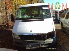 Load image into Gallery viewer, AC Compressor  SPRINTER 2500 2004 - MM642766
