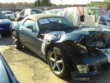 Load image into Gallery viewer, Transmission Saturn Sky 2008 - MM644071
