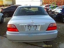 Load image into Gallery viewer, RADIO Acura RL 1999 99 2000 00 2001 01 2002 02 2003 03 - MM650456

