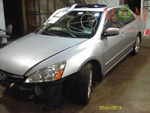 Load image into Gallery viewer, HEADLIGHT LAMP ASSEMBLY Honda Accord 03 04 05 06 07 Right - MM659575
