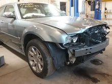 Load image into Gallery viewer, Carrier Assembly Chrysler 300 2007 - CTL260300
