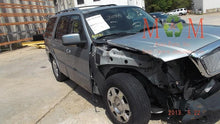 Load image into Gallery viewer, TRANSMISSION Lincoln Navigator 2005 05 2006 06 4X4 - MM685490

