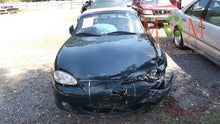 Load image into Gallery viewer, Radio  MAZDA MX-5 MIATA 2001 - MM687532
