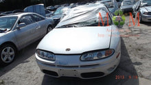 Load image into Gallery viewer, TRANSMISSION Oldsmobile Aurora 2001 01 - MM712623
