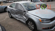 Load image into Gallery viewer, Engine Motor Volkswagen Jetta 2011 - MM725626
