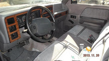 Load image into Gallery viewer, [INVENTORYCAR_YEAR_MAKE_MODEL] AC A/C AIR CONDITIONING COMPRESSOR - MM733387
