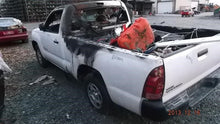 Load image into Gallery viewer, TRANSMISSION Toyota Tacoma 05 06 07 08 09 10 11 12 13 14 2WD - MM737546
