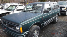 Load image into Gallery viewer, ALTERNATOR Bravada S10 S15 Blazer 1994 94 1995 95 - MM742505
