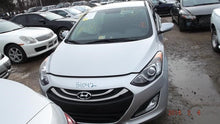 Load image into Gallery viewer, Transmission Hyundai Elantra 2013 - MM745220
