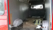 Load image into Gallery viewer, AC A/C AIR CONDITIONING COMPRESSOR Sprinter 2500 Sprinter 3500 02-06 - MM746209
