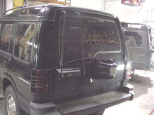 Load image into Gallery viewer, REAR DOOR Land Rover Discovery 94 95 96 97 98 99 - 02 - 33602
