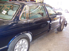 Load image into Gallery viewer, WHEEL Jaguar Xj8 98 99 16&quot; Alloy 10 Triangle Slots - 951780
