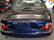 Load image into Gallery viewer, CLIMATE CONTROL COMPUTER JAGUAR XJ8 1998 99 00 01 02 03 - 19916
