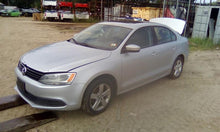 Load image into Gallery viewer, AC A/C AIR CONDITIONING COMPRESSOR A3 Jetta 10 11 12 13 - CTL299257
