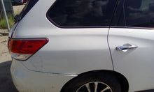 Load image into Gallery viewer, REAR WIPER MOTOR Nissan Pathfinder 13 14 15 16 17 18 19 20 - CTL300882
