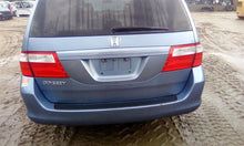 Load image into Gallery viewer, CONDENSER FAN ASSEMBLY Honda Odyssey 2005 05 2006 06 2007 07 2008 08 09 10 - CTL302592
