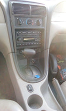 Load image into Gallery viewer, Power Steering Pump Ford Mustang 2002 - CTL304192
