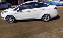 Load image into Gallery viewer, AC A/C AIR CONDITIONING COMPRESSOR Fiesta 14 15 16 17 18 19 - CTL320699
