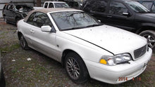 Load image into Gallery viewer, AUTOMATIC TRANSMISSION Volvo C70 S70 V70 1999 99 2000 00 FWD - MM762179

