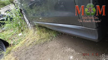 Load image into Gallery viewer, [INVENTORYCAR_YEAR_MAKE_MODEL] TRANSFER CASE - MM770229
