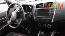Load image into Gallery viewer, [INVENTORYCAR_YEAR_MAKE_MODEL] TRANSFER CASE - MM770229
