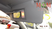 Load image into Gallery viewer, [INVENTORYCAR_YEAR_MAKE_MODEL] TRANSFER CASE - MM770229
