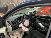 Load image into Gallery viewer, AC A/C AIR CONDITIONING COMPRESSOR Town &amp; Country Caravan Ram Van 11-19 - DG103992
