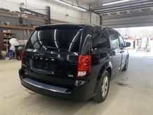 Load image into Gallery viewer, AC A/C AIR CONDITIONING COMPRESSOR Town &amp; Country Caravan Ram Van 11-19 - DG105976
