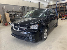 Load image into Gallery viewer, AC A/C AIR CONDITIONING COMPRESSOR Town &amp; Country Caravan Ram Van 11-19 - DG105976
