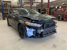 Load image into Gallery viewer, Steering Wheel Ford Fusion 2016 - DG105608
