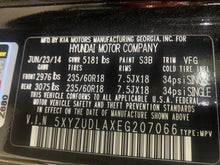 Load image into Gallery viewer, RADIATOR Hyundai Santa Fe 13 14 15 16 17 18 - DG104869
