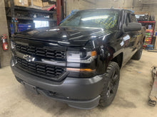Load image into Gallery viewer, [INVENTORYCAR_YEAR_MAKE_MODEL] RADIATOR FAN ASSEMBLY - DG107169

