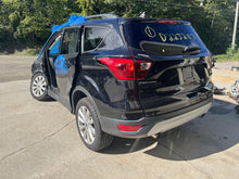 Load image into Gallery viewer, AC Compressor Ford Escape 2019 - DG118053
