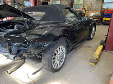 Load image into Gallery viewer, AC Compressor  124 SPIDER 2017 - DG119038
