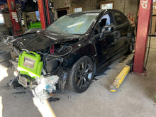 Load image into Gallery viewer, AC Compressor Subaru Impreza WRX 2017 - DG120349

