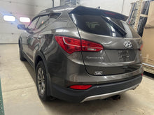 Load image into Gallery viewer, AC A/C AIR CONDITIONING COMPRESSOR Santa Fe Sorento 2012-2018 - DG121627
