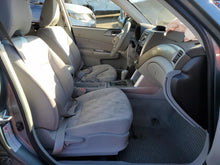 Load image into Gallery viewer, AC COMPRESSOR Subaru Impreza Forester 2008 08 2009 09 2010 10 2011 11 - DG121950
