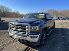 Load image into Gallery viewer, [INVENTORYCAR_YEAR_MAKE_MODEL] RADIATOR - DG125199
