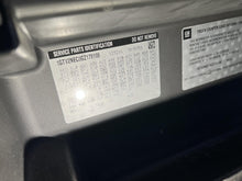 Load image into Gallery viewer, [INVENTORYCAR_YEAR_MAKE_MODEL] RADIATOR - DG125199
