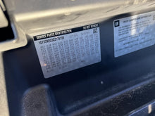 Load image into Gallery viewer, [INVENTORYCAR_YEAR_MAKE_MODEL] RADIATOR - DG125199
