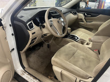 Load image into Gallery viewer, AC A/C AIR CONDITIONING COMPRESSOR Nissan Rogue 14 15 16 - DG126937
